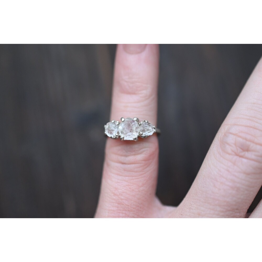 Engagement ring Raw Quartz  Rough Diamond Jewelry Natural Uncut Diamond Band Qua